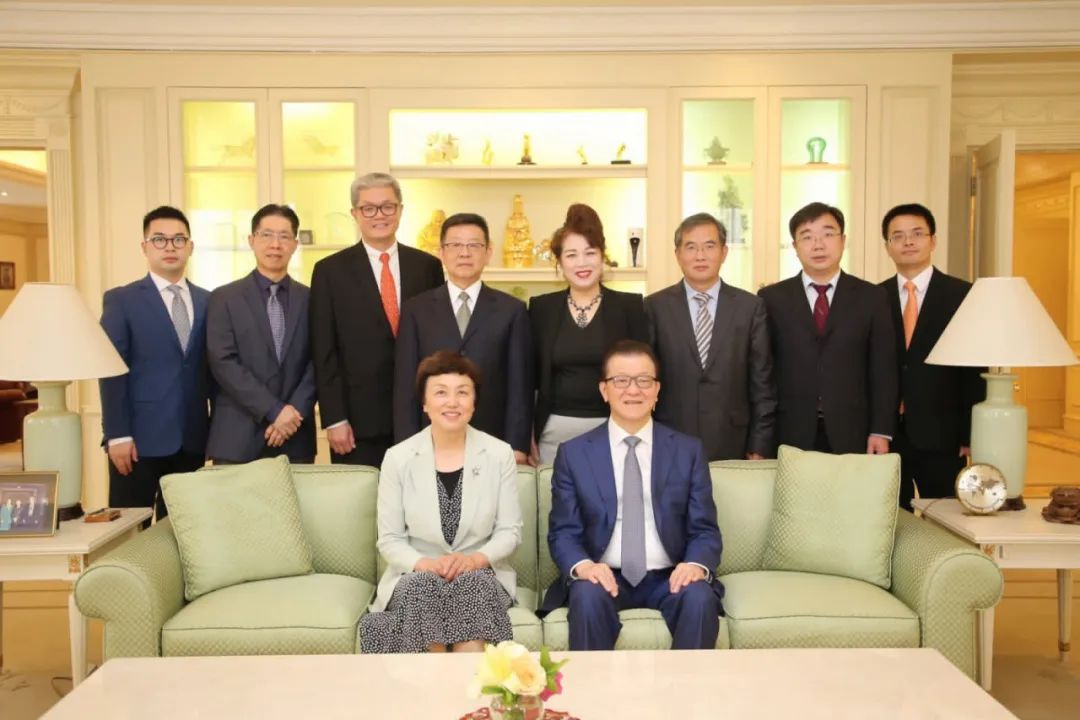 國(guó)務(wù)院僑務(wù)辦公室主任、中華海外聯(lián)誼會(huì)副會(huì)長(zhǎng)陳旭訪問(wèn)金光集團(tuán)總部